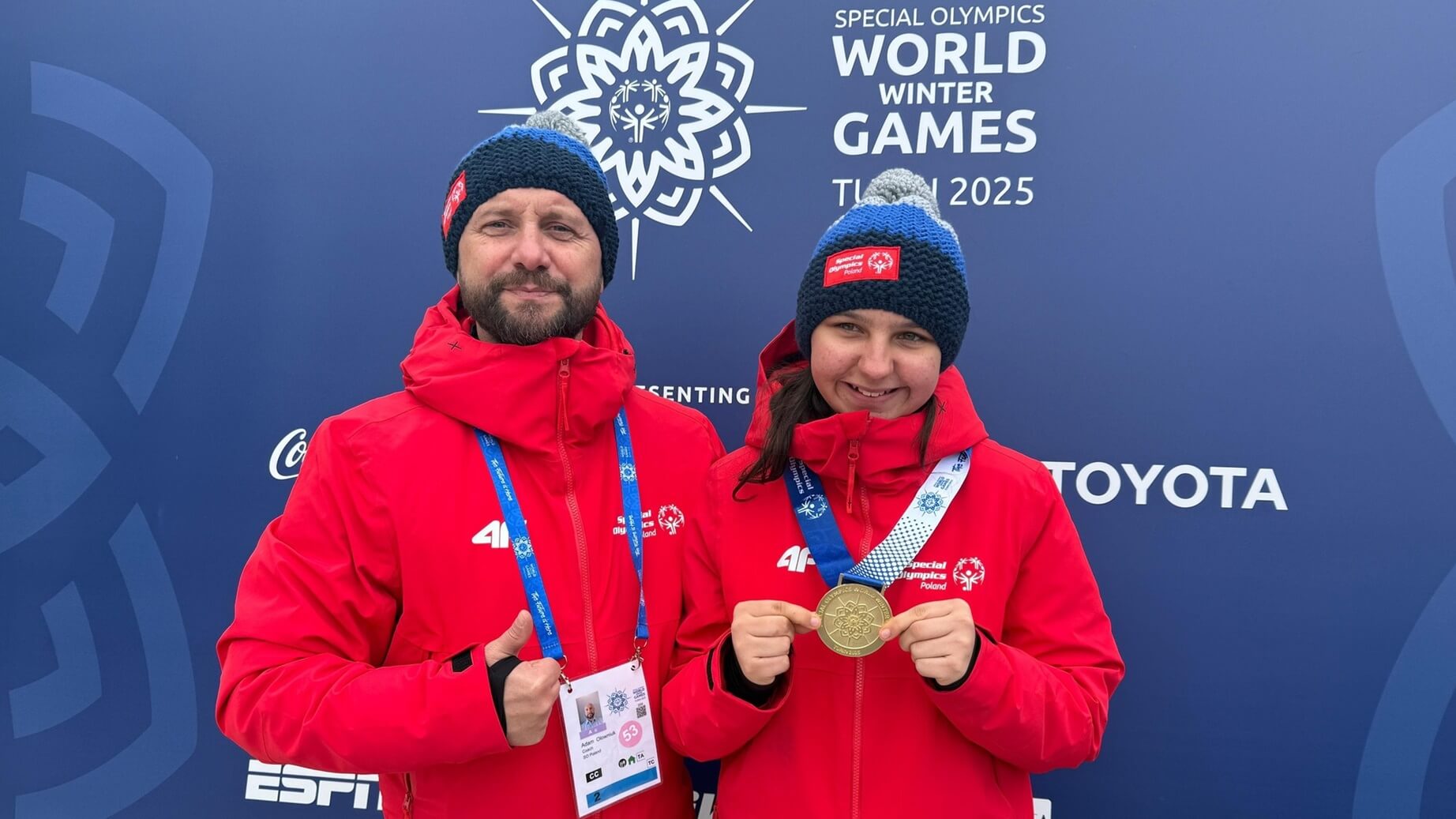 Patrycja Lewkowicz - złota medalistka Igrzysk Olimpiad Specjalnych, z trenerem Adamem Ołowniukiem14.03.2025, fot. Adam Ołowniuk